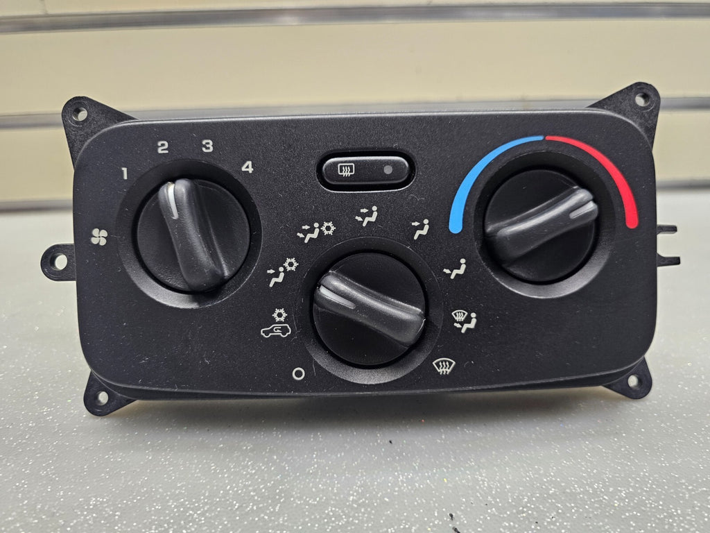 🔥02-03 Jeep Liberty Dash CLIMATE CONTROL UNIT Temperature Heat Rear Defrost OEM
