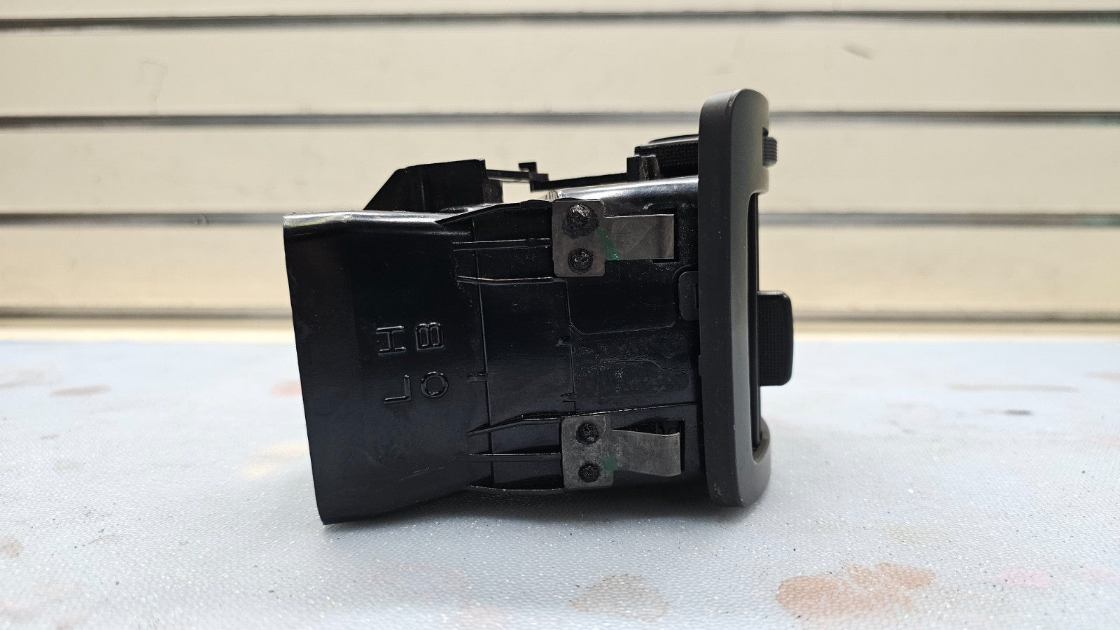 🔥05-09 CHEVY UPLANDER HEADLIGHT HEAD LIGHT SWITCH A/C AIR VENT ASSEMBLY BLACK