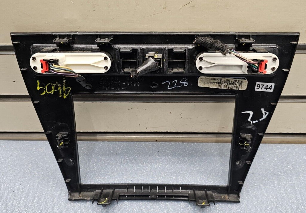06-09 Fusion Milan Center Dash Trim Panel AM FM Radio Stereo Bezel CARBON BLACK
