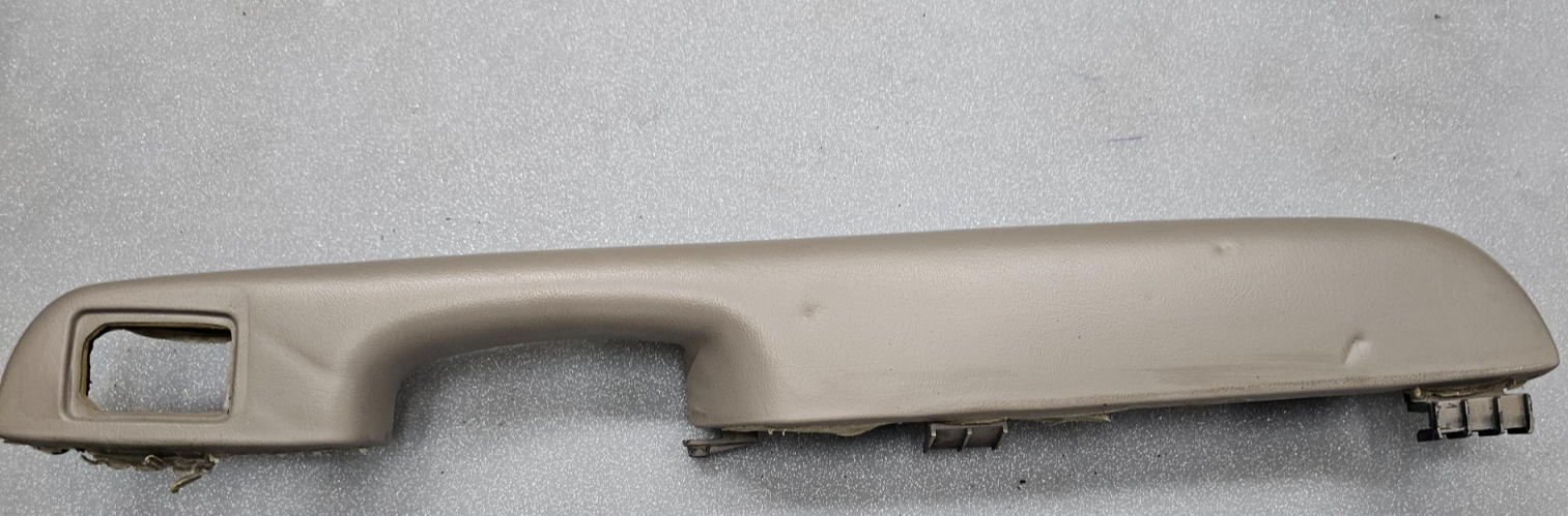 🔥99-06 Silverado Sierra Rear Left Driver Door Armrest Handle Pull Tan OEM H3
