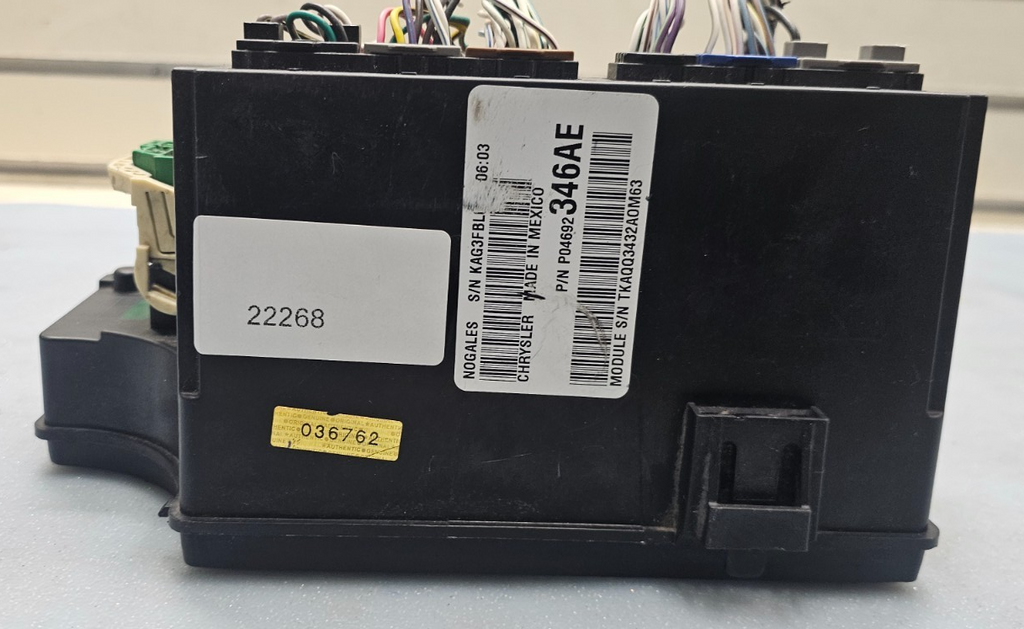 🔥11-14 Dodge Avenger 200 Totally Integrated Power Module Fuse Box Relay