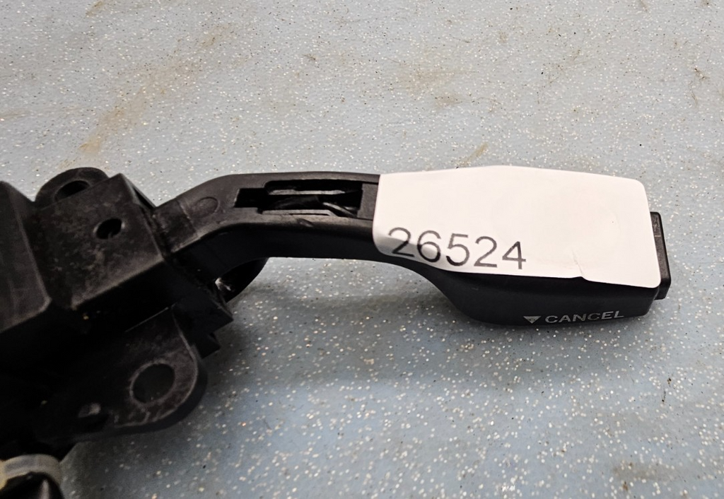 🔥03-08 Toyota Corolla Matrix Vibe Steering Wheel Cruise control Switch Assembly