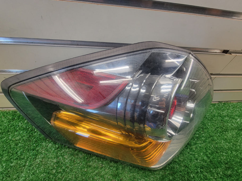 🔥07-12 Nissan Altima Tail Light Assembly RH Right Passenger Sedan Chrome OEM