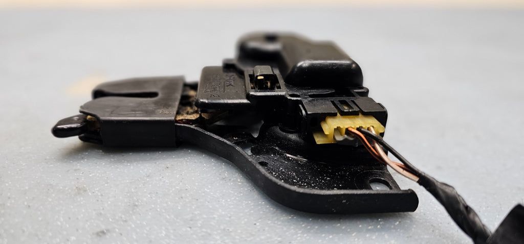 🔥2003-2007 Cadillac CTS/2005-2011 STS Trunk Lock Latch Actuator Release Lid OEM