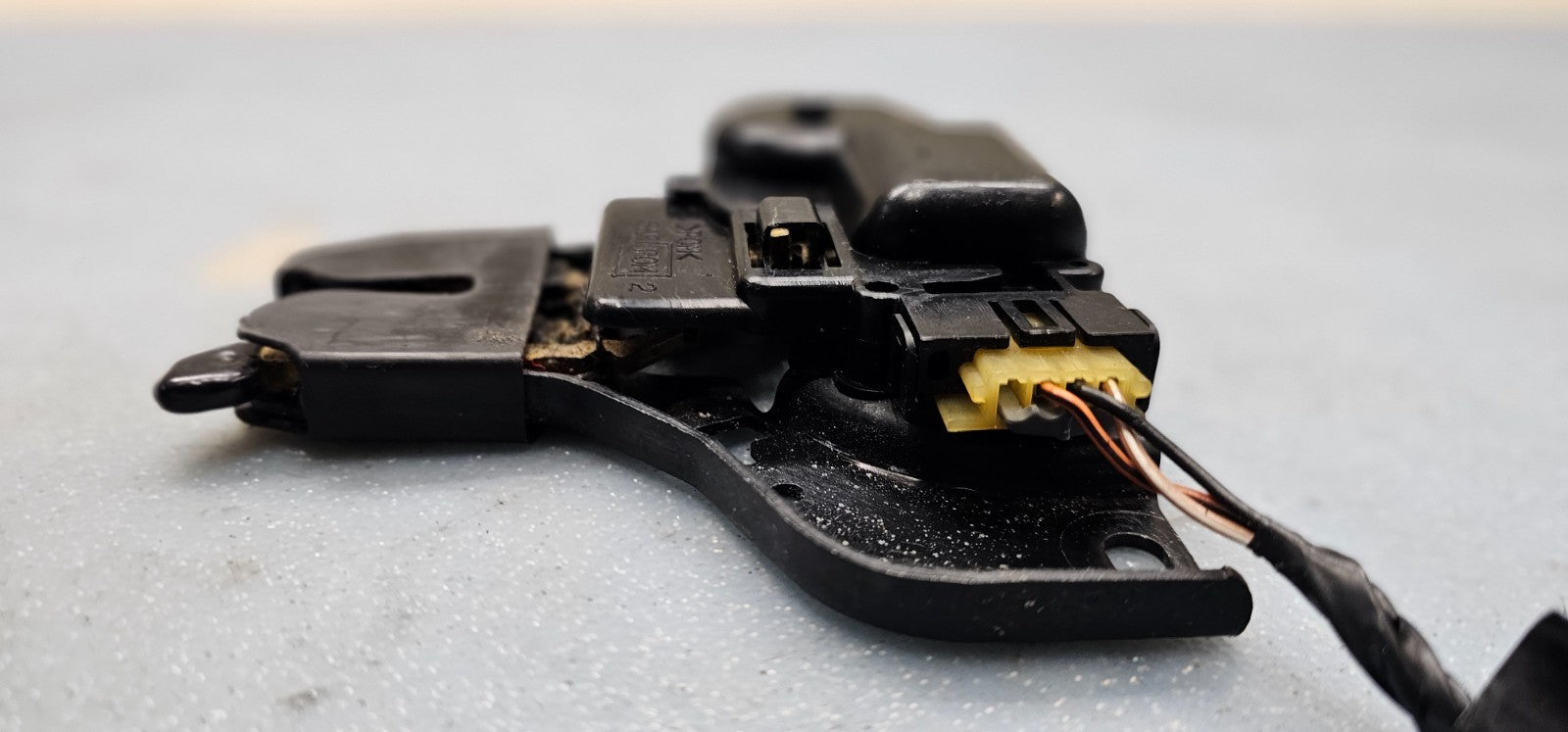🔥2003-2007 Cadillac CTS/2005-2011 STS Trunk Lock Latch Actuator Release Lid OEM