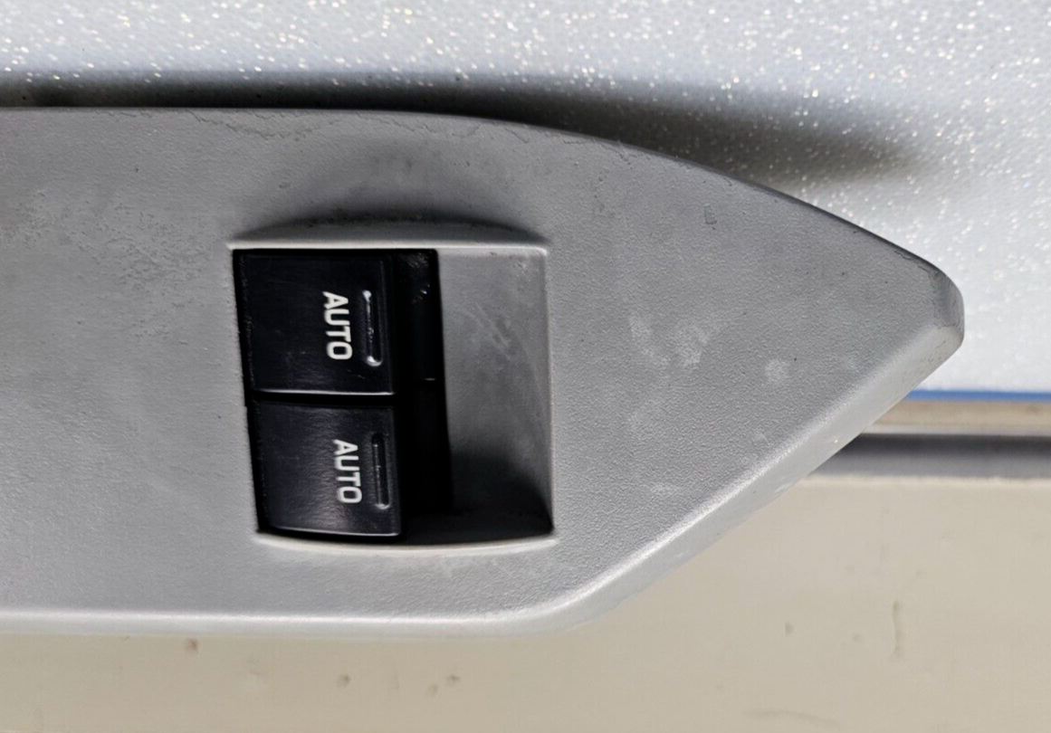 🔥05-09 FORD MUSTANG LEFT DRIVER SIDE MASTER WINDOW POWER SWITCH BEZEL GRAY OEM