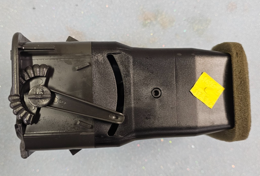 🔥99-06 Silverado Tahoe Dash Right Passenger Air Vent A/C AC HVAC Heater Black