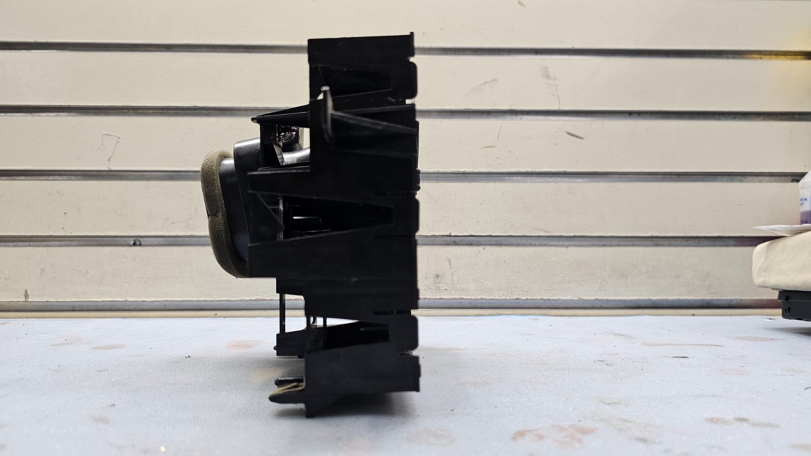 🔥99-06 Chevy Silverado Sierra Headlight Switch left Driver Air Vent Black HS19