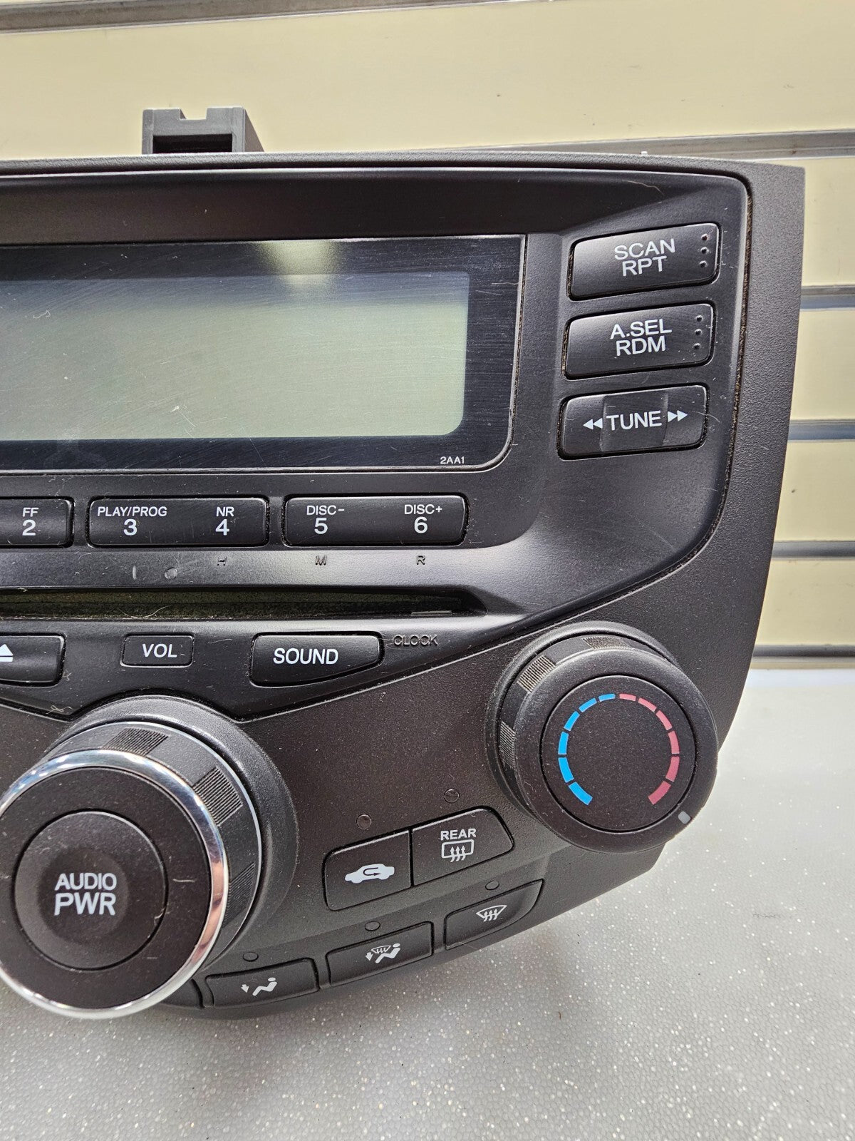 🔥03-07 Honda ACCORD AM/FM Radio MP3 CD Player AC Climate Control v3 2AC0