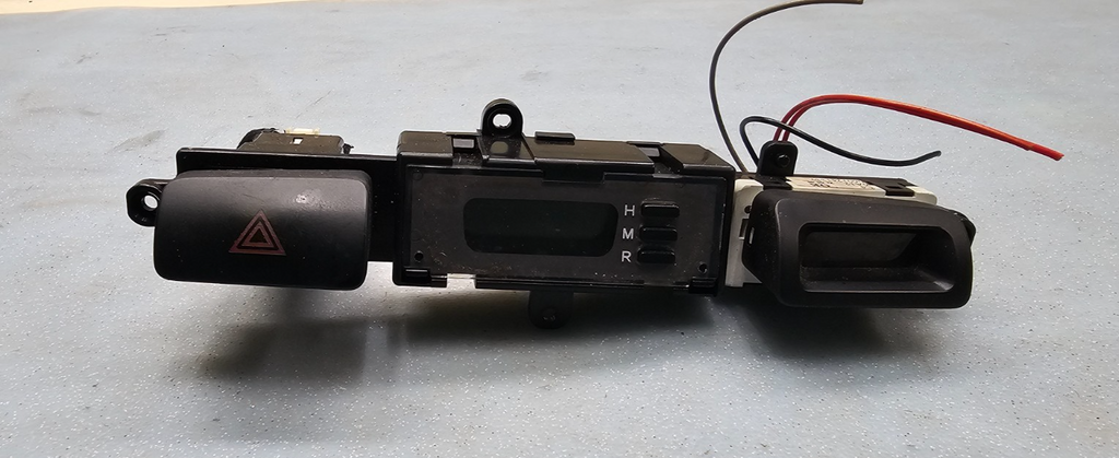 🔥06-10 Kia Sportage Hazard Switch Control Dash Digital Clock Display Time Black