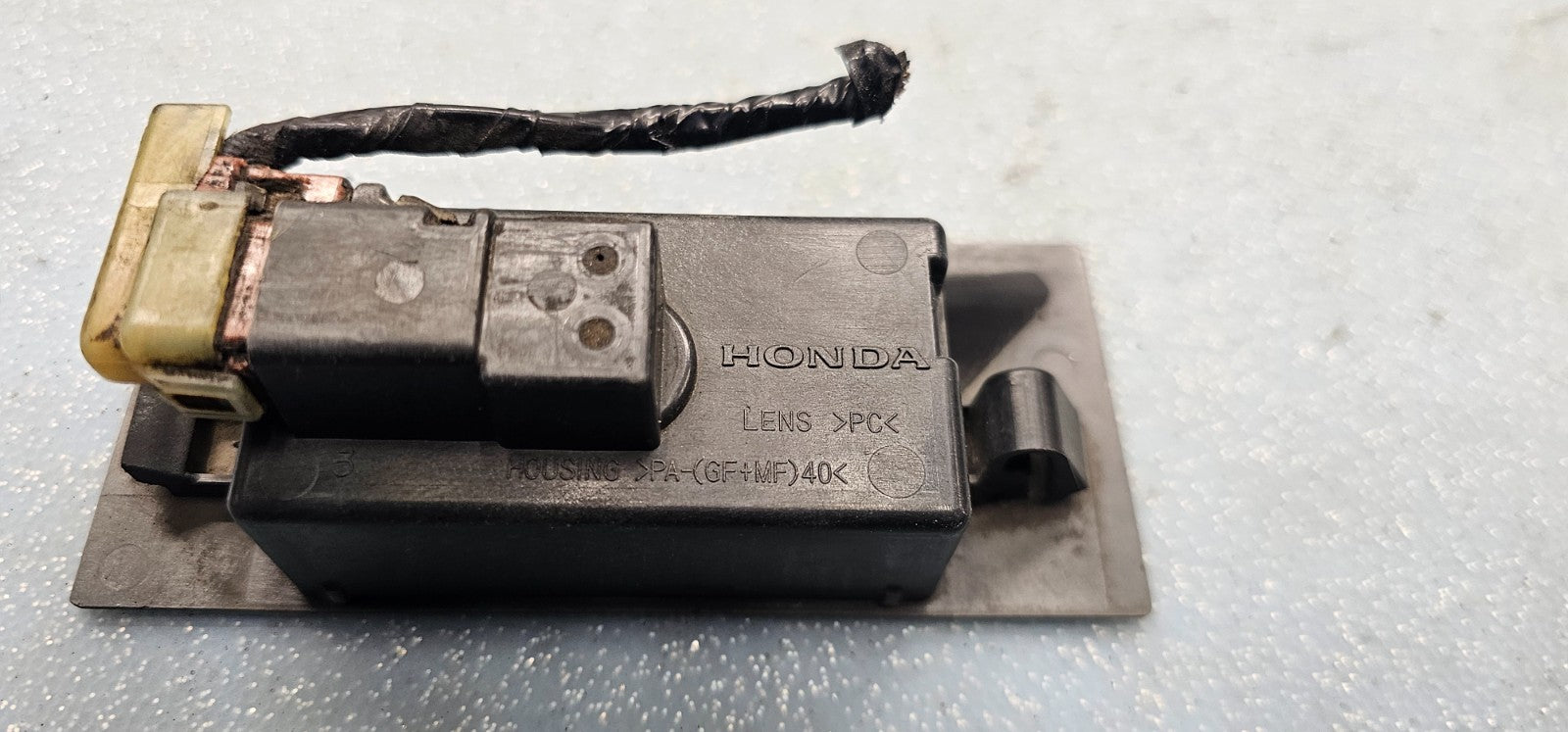 🔥2005-2007 Honda Odyssey license plate light Assembly OEM C102 BLACK