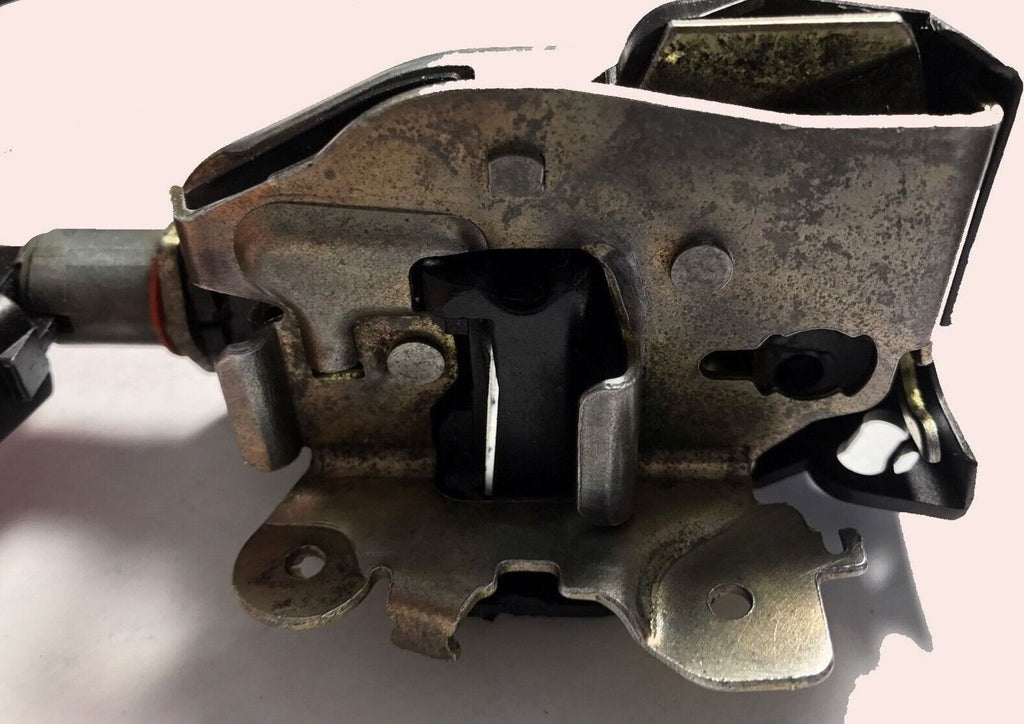 97-02 FORD EXPEDITION LINCOLN NAVIGATOR REAR LIFTGATE TRUNK LOCK LATCH ACTUATOR