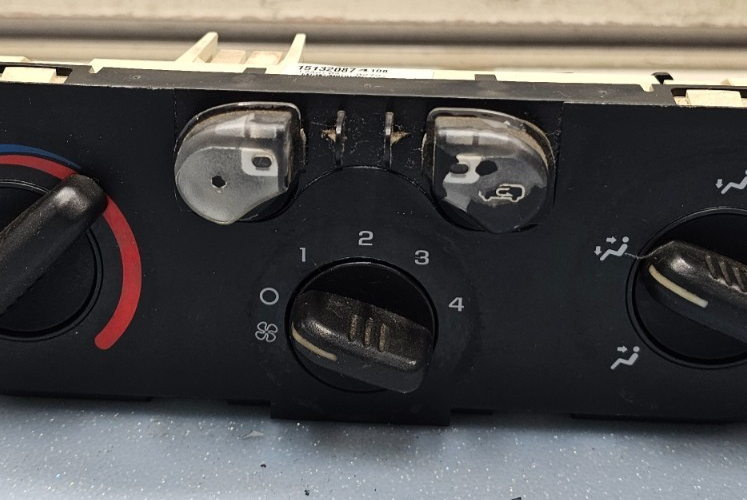 🔥04-12 Colorado Canyon Heater A/C AC HVAC Temperature Climate Control Black