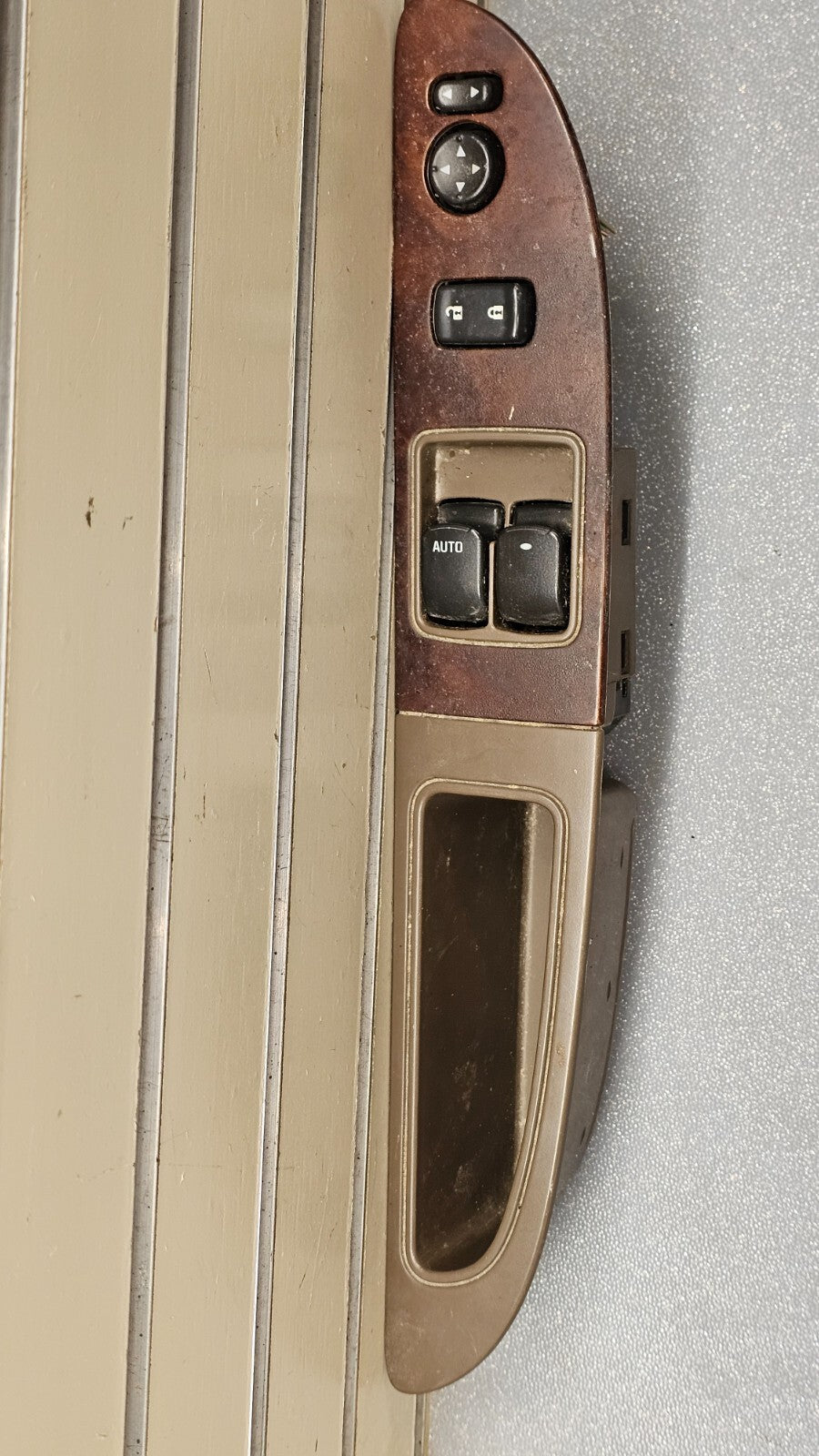 🔥05-09 UPLANDER MONTANA LH LEFT DRIVER POWER WINDOW MASTER SWITCH BEZEL WOOD
