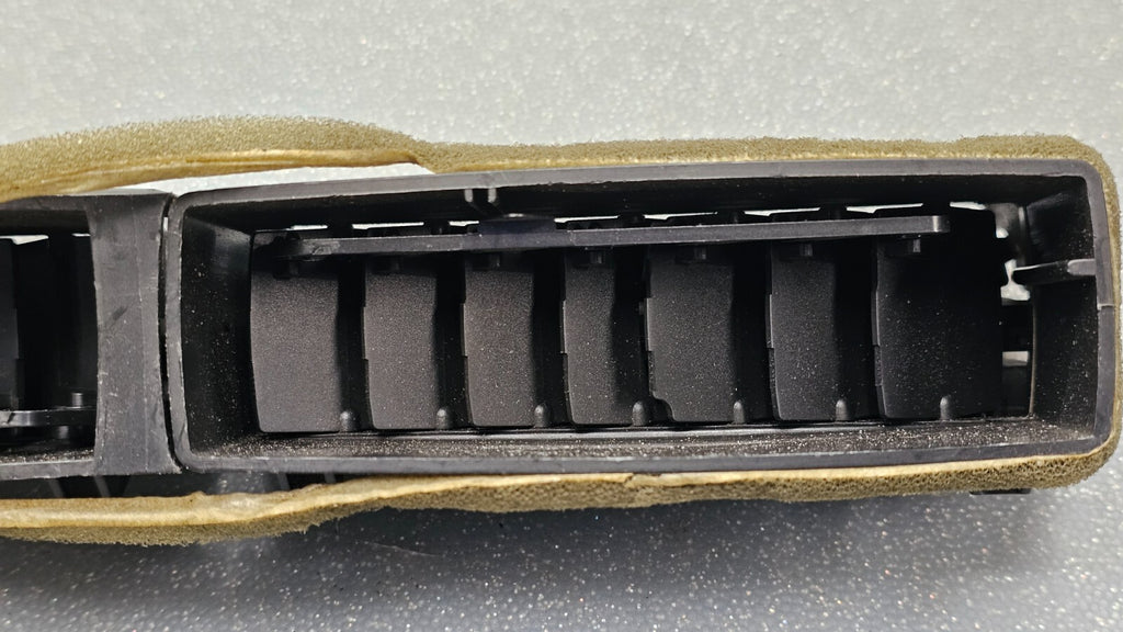 🔥08-11 Ford Focus Front Upper Center Dash Dual Air Vent Bezel Trim Panel Black