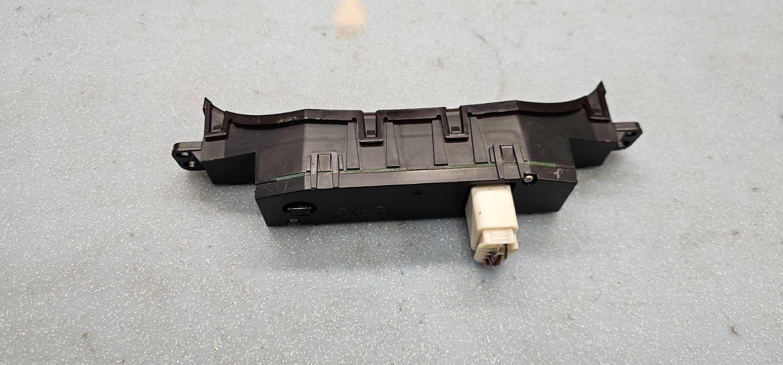 🔥99-03 TOYOTA SOLARA DASH DIGITAL CLOCK Assembly 2.4L 4CYL