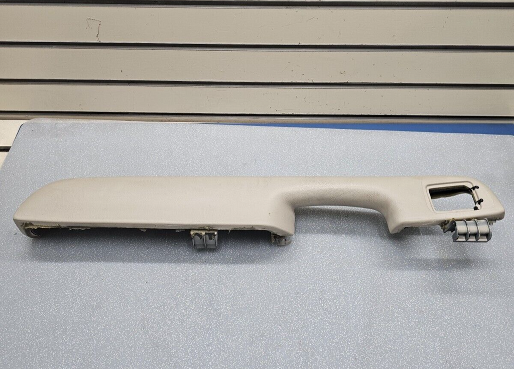 🔥99-06 Chevrolet GMC Silverado Tahoe Rear Right Door Armrest Handle LightTan H3