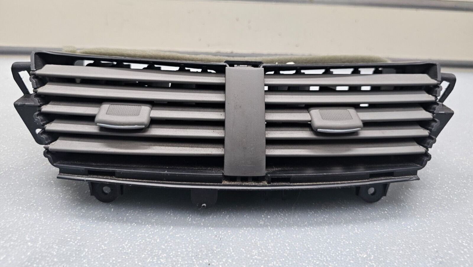 🔥08-12 Chevy Malibu Center Dash Double Air Vent Heater Conditioner Bezel Black