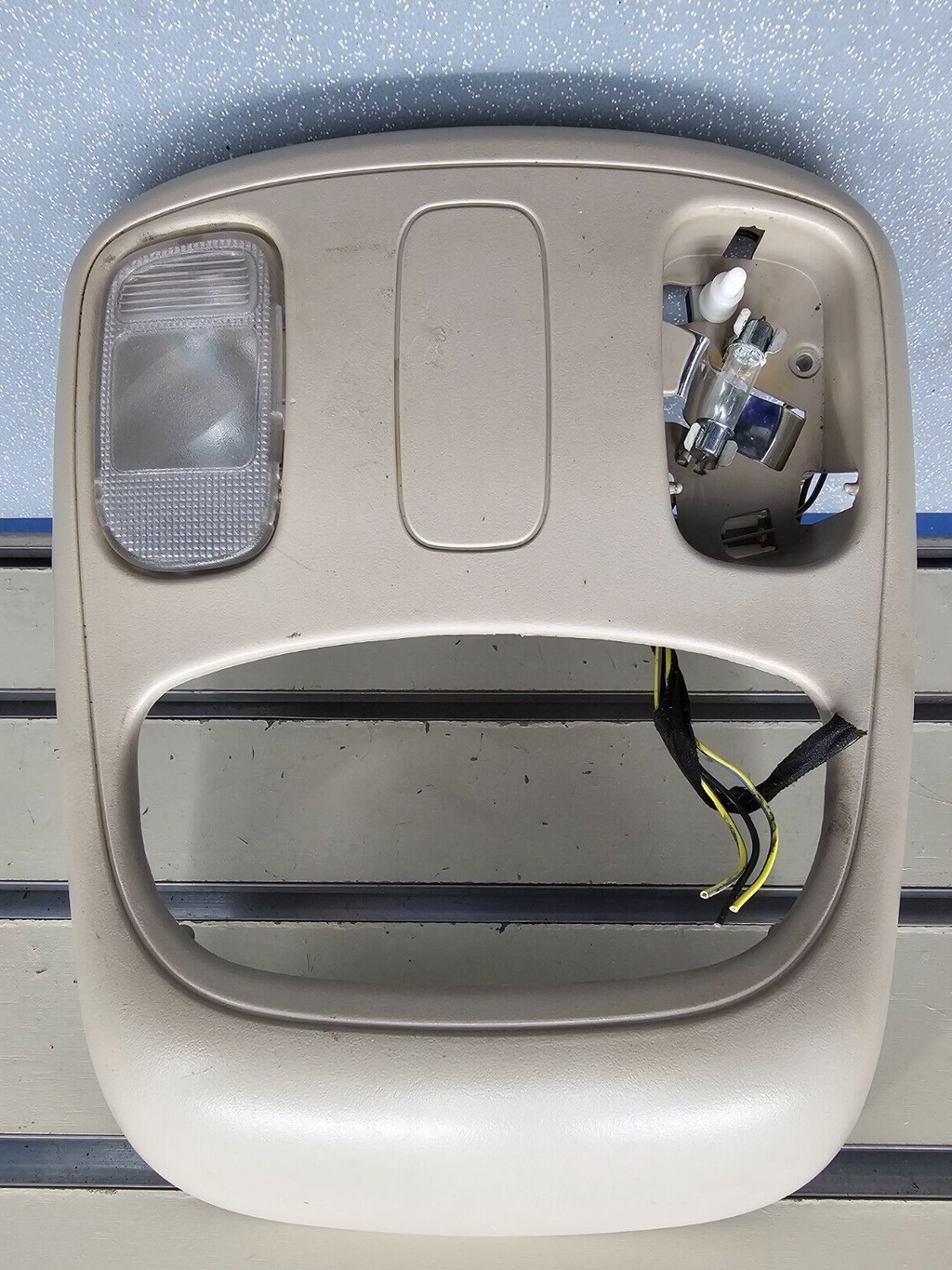 🔥02-05 Dodge RAM Overhead Console DOME Light Roof Storage Compartment TAN 05
