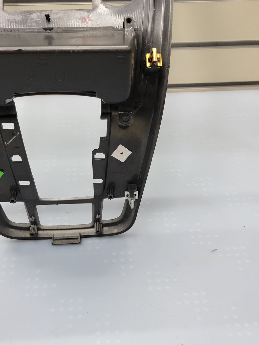 07-09 Equinox Center Dash Radio Climate Stereo Bezel Trim Panel SILVER/BLACK B43