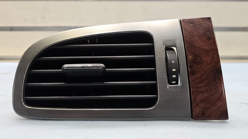 🔥07-13 Suburban YUKON Front LEFT DRIVER Dash Air Vent Heater FILTER SILVER VT16