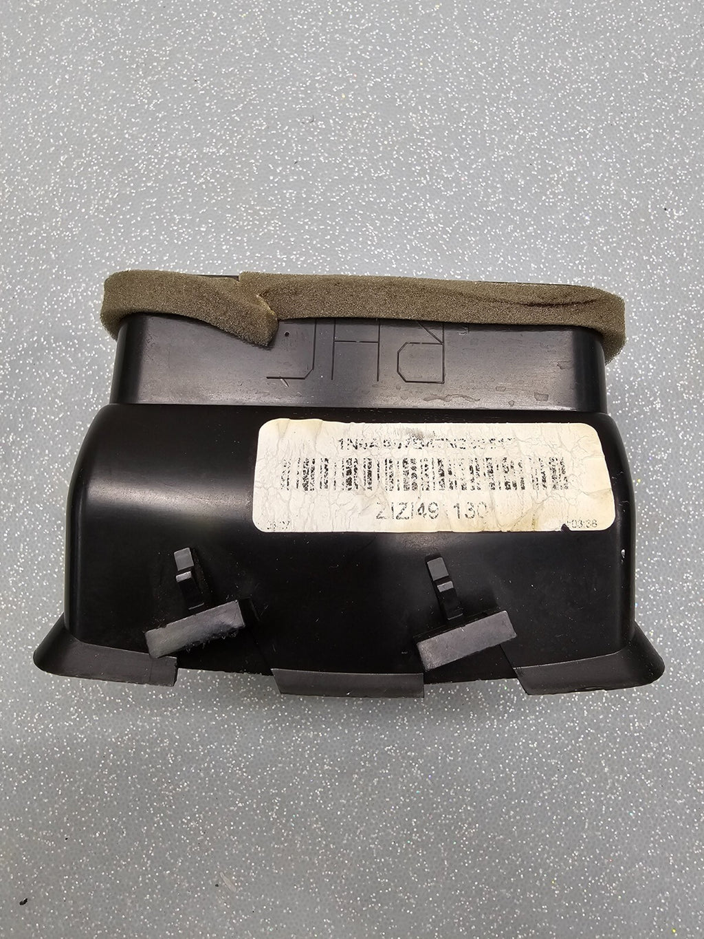 🔥04-07 NISSAN TITAN ARMADA QX56 Right Passenger Dash Center AIR VENT BLACK OEM