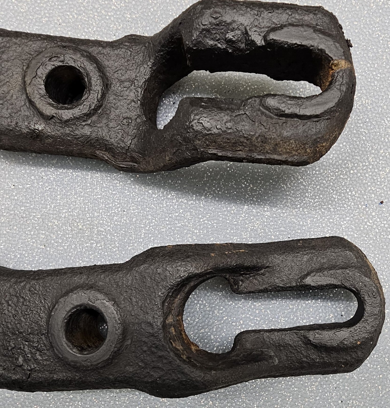 🔥2004-2009 Nissan Titan Armada Front Tow Hook Set Pair Left & Right Assembly
