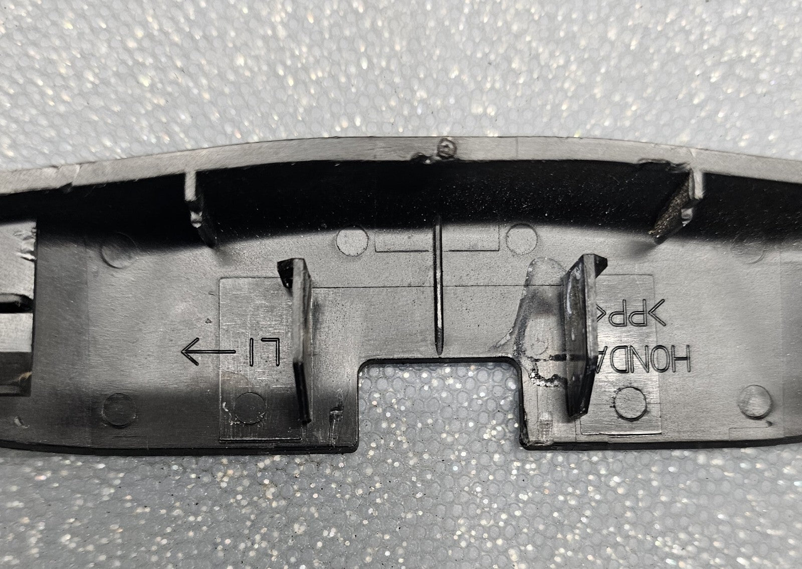 🔥2003-2011 Honda Element Side door interior Trim window Hinge Cover L or R OEM