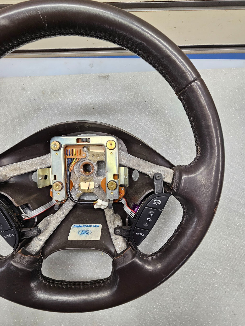 🔥2003-2006 LINCOLN LS Steering Wheel Column Black