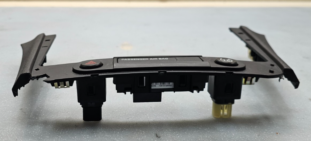🔥08-12 CHEVY MALIBU HAZARD TC SWITCH TRIM PANEL OEM BLACK