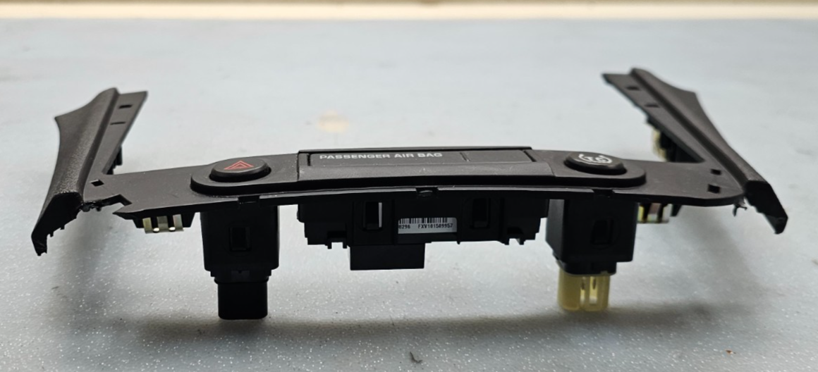🔥08-12 CHEVY MALIBU HAZARD TC SWITCH TRIM PANEL OEM BLACK