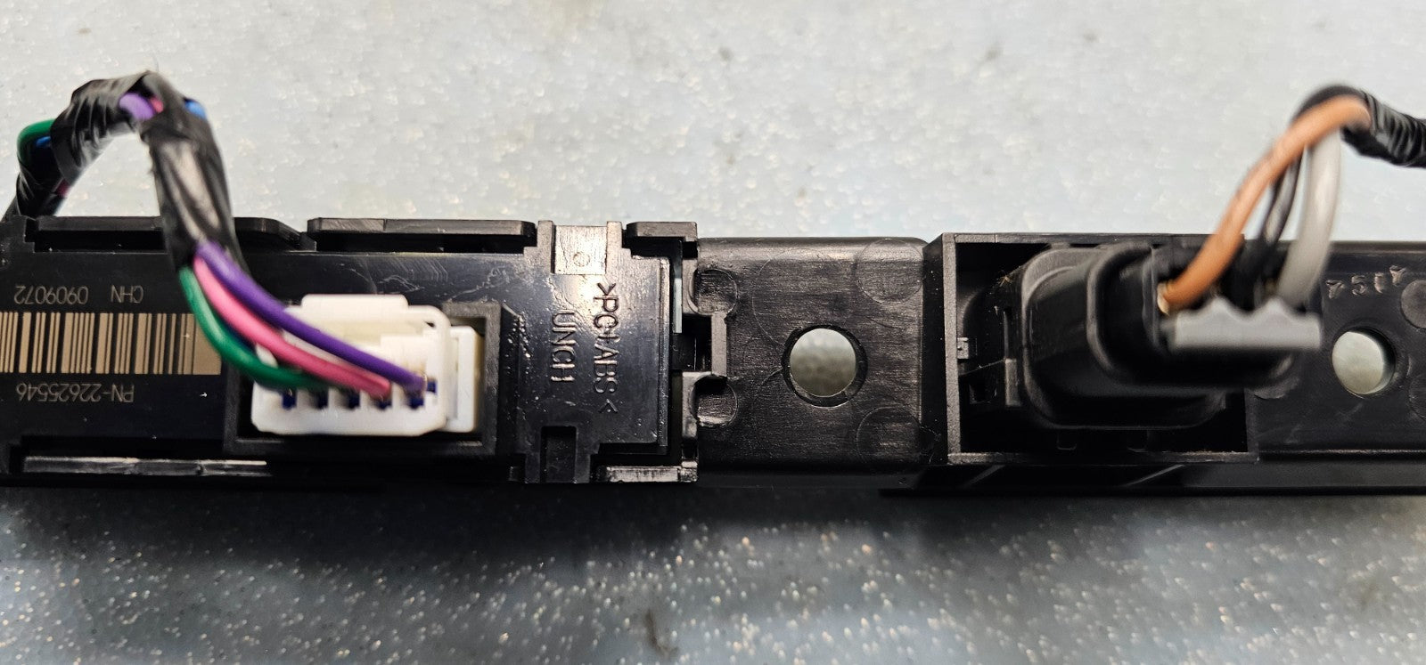 🔥06-24 Acadia Savana Sierra Hazard Light Control Switch Restraint Module PANEL