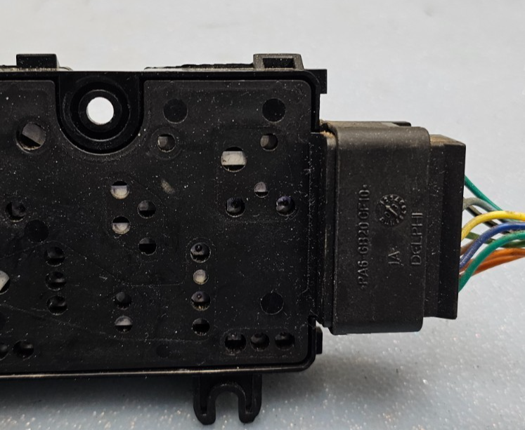 🔥03-06 SILVERADO SIERRA Front Left DRIVER Seat Adjuster Heat SWITCH Bezel Black