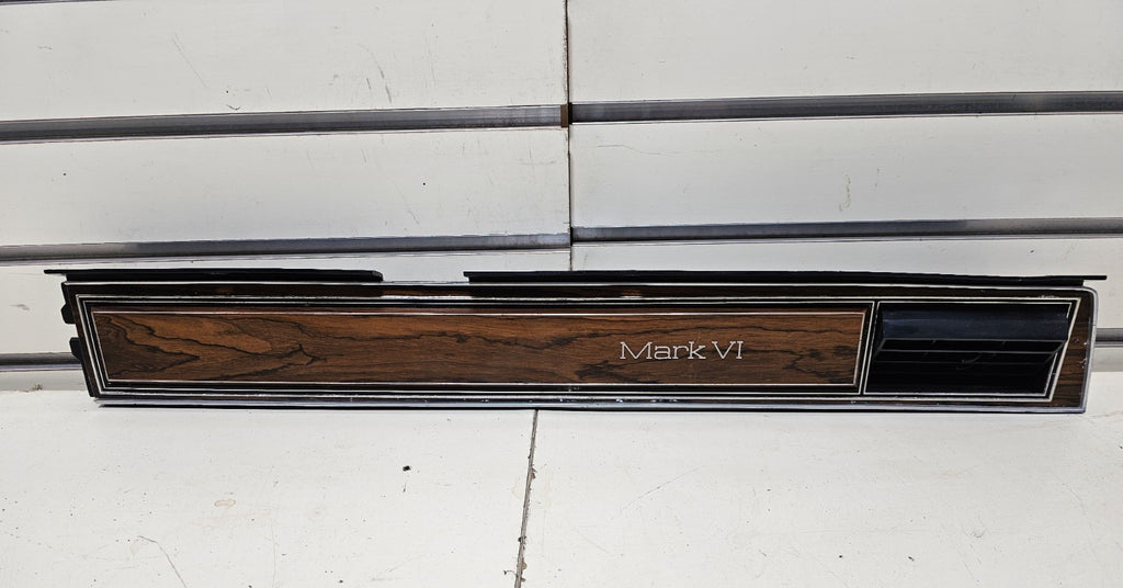 🔥80-83 Mark VI Continental Dash Glove Box Upper Trim Panel Molding Front Wood