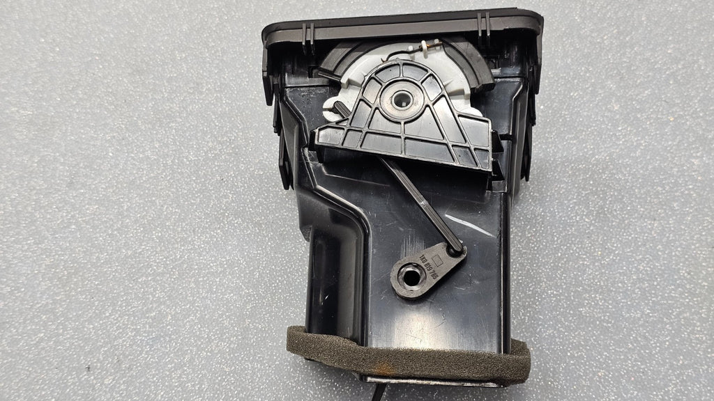 🔥06-10 VW JETTA GOLF CENTER DASH LEFT DRIVER AIR VENT HEATER CONDITIONER BLACK