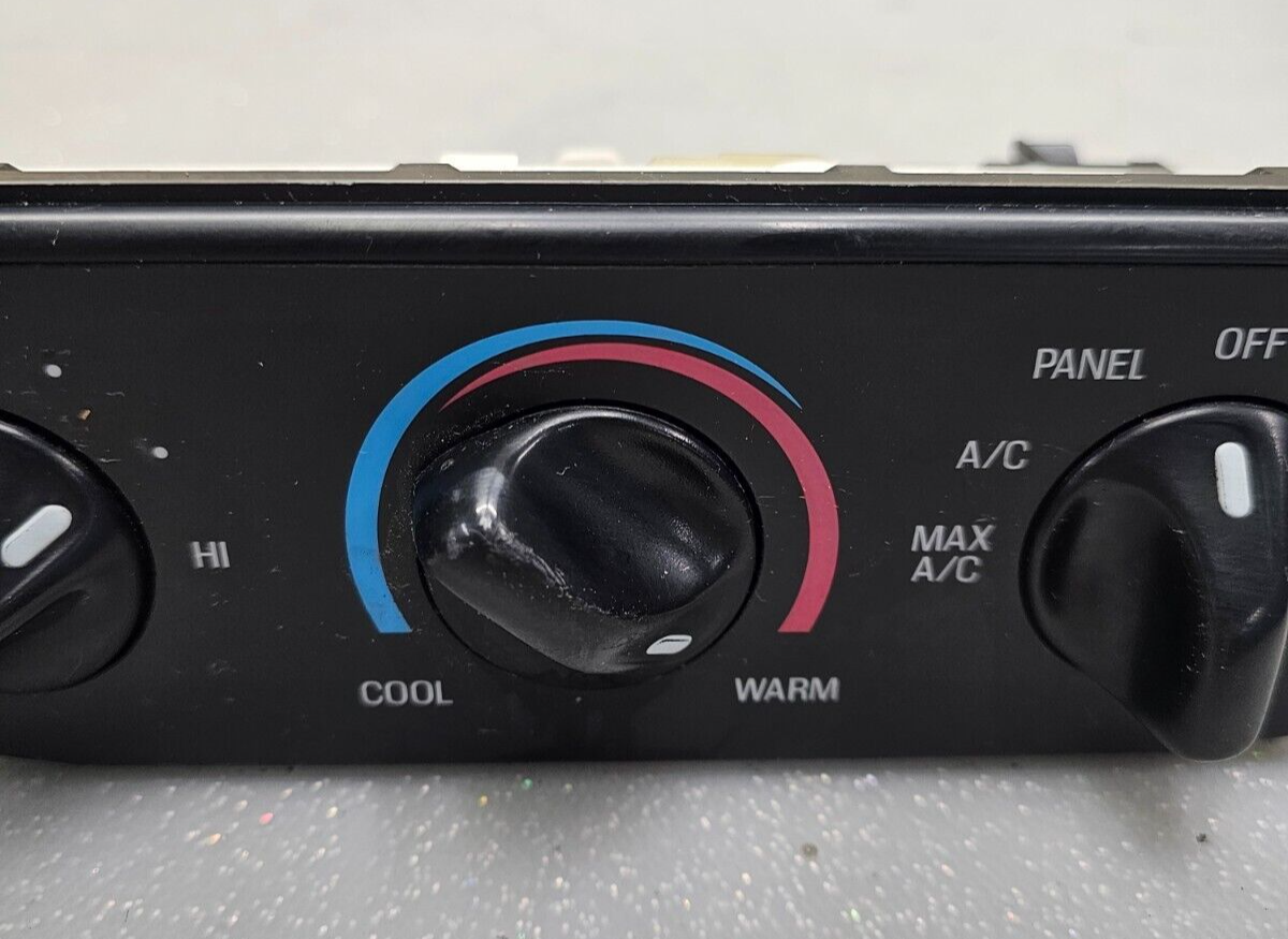97-03 Ford F150 F250 Expedition Heater A/C Climate Control Panel Dash Unit Temp