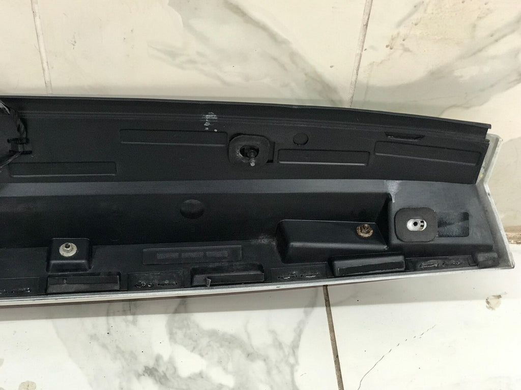 🔥07-14 CADILLAC ESCALADE LIFTGATE SPOILER WING 3RD THIRD TAILLIGHT