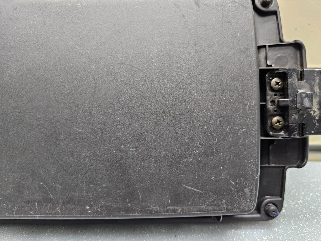 02-06 CAMRY SOLARA LEXUS ES330 CENTER CONSOLE LID ARM REST COVER ASSEMBLY BLACK