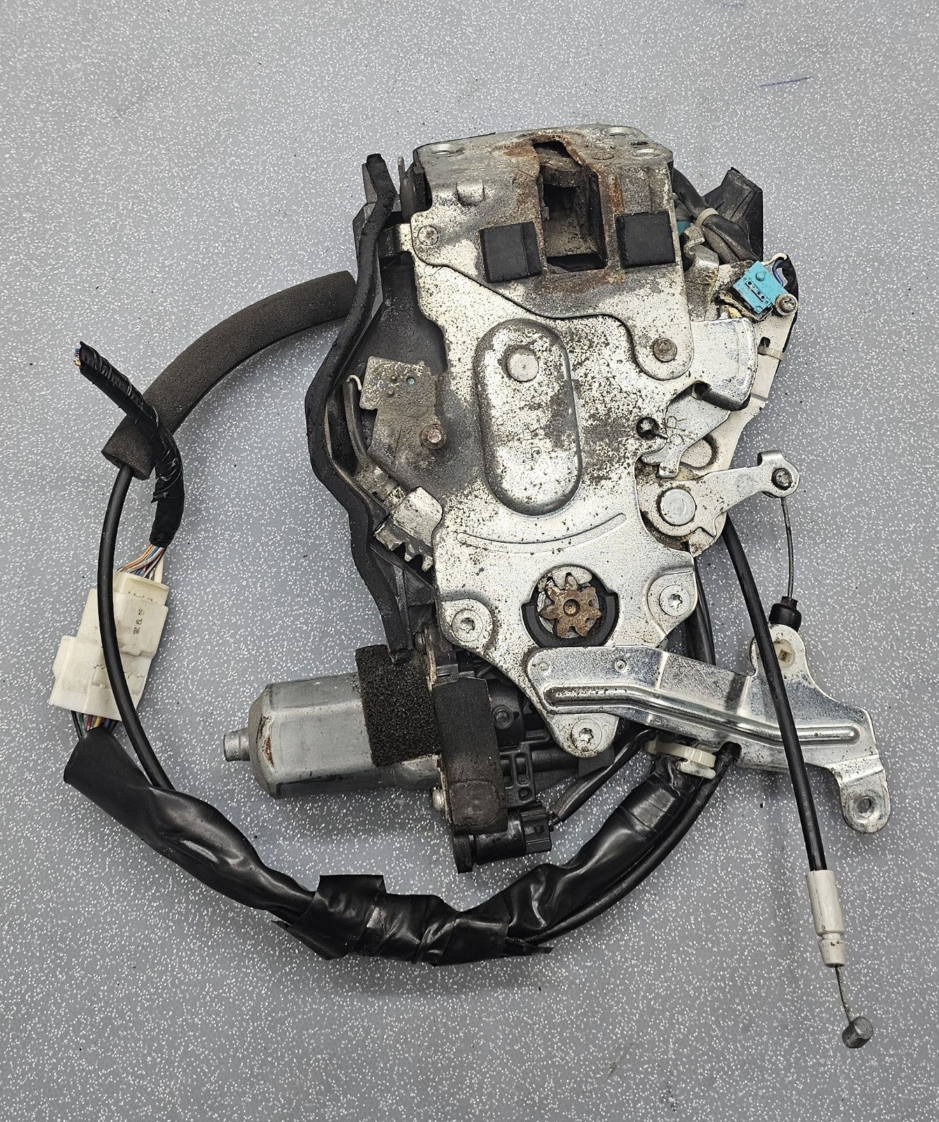 🔥 04-10 TOYOTA SIENNA REAR RIGHT POWER SLIDING DOOR LOCK LATCH ACTUATOR OEM