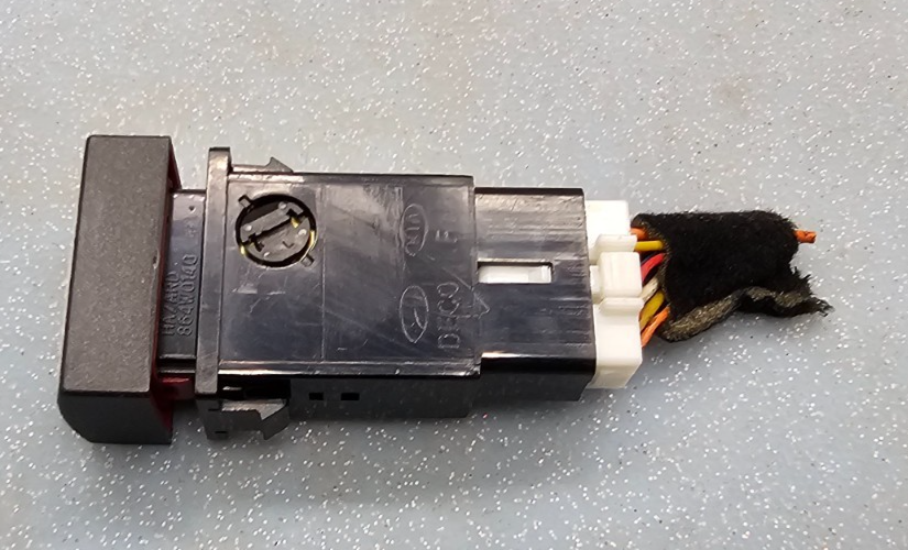 🔥02-05 Hyundai XG350 Emergency Hazard Warning Light Lamp Switch Button Black