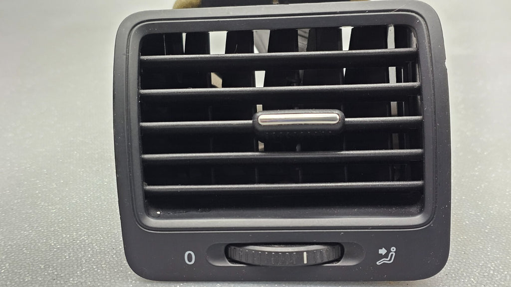 🔥06-10 VW JETTA GOLF CENTER DASH LEFT DRIVER AC A/C AIR VENT HEATER PANEL BLACK