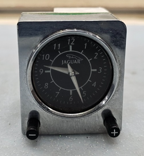 🔥04-09 Jaguar XJ8 XJR Dash AC Vent Dashboard Analog Clock SILVER OEM