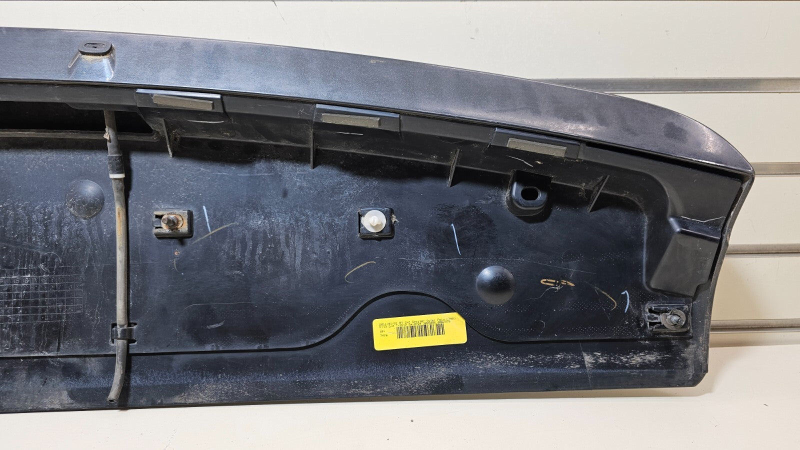 🔥11-20 Grand Caravan Rear Upper Hatch Spoiler Wing Mount Break Light Black OEM