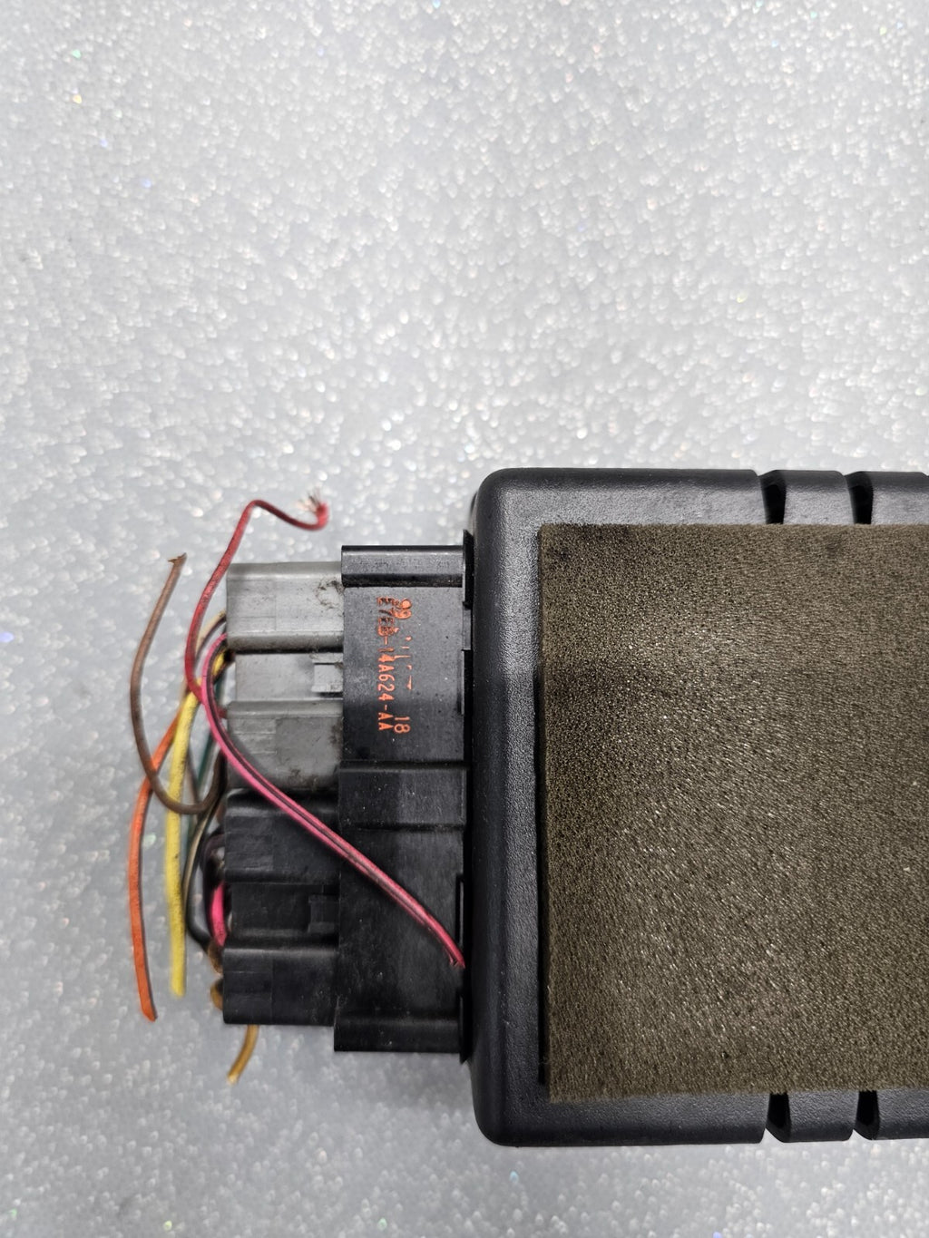 🔥1998-2002 Lincoln Town Car Air Ride Suspension Control Module Assembly