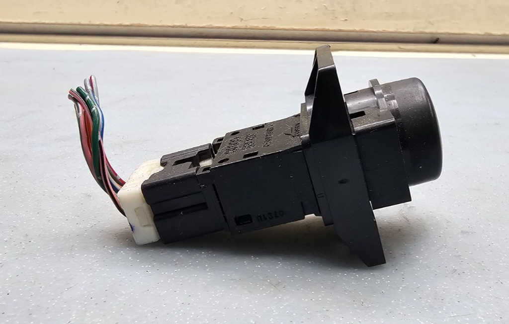 🔥2000 Nissan Pathfinder HAZARD WARNING EMERGENCY FLASHER SWITCH BLACK OEM