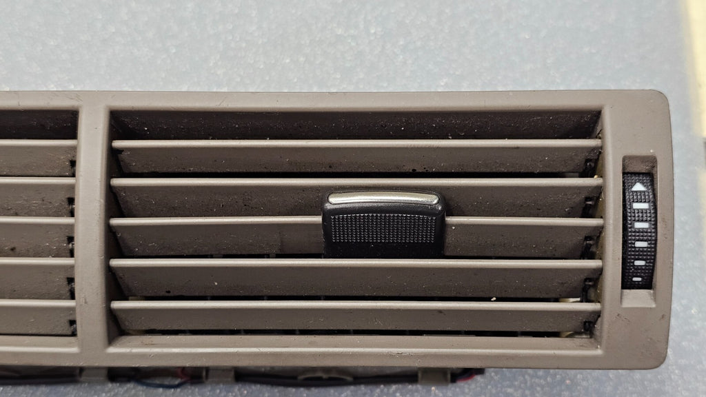 🔥02-08 Audi A4 S4 AVANT QUATRO CENTER DASH AIR VENT Heater Conditioning Tan