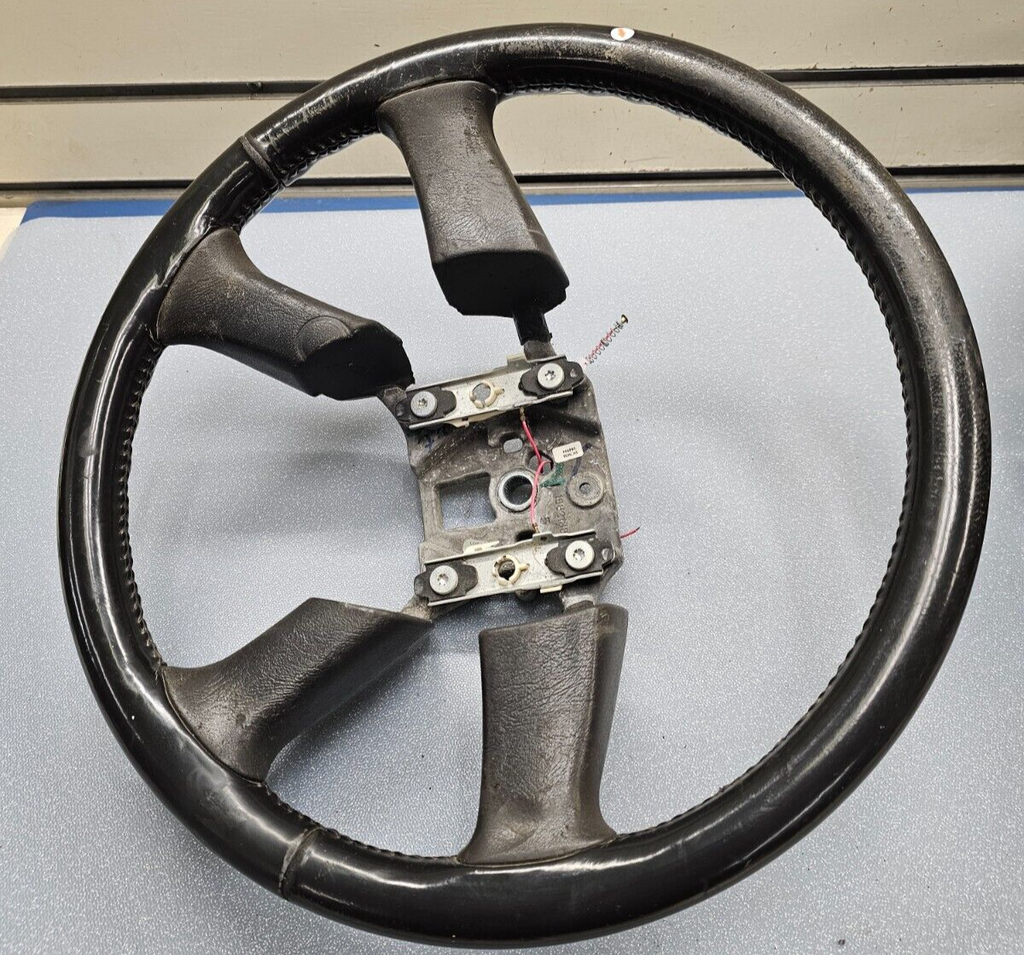 🔥03-06 Chevy Tahoe Yukon Escalade Left Driver Steering Wheel Column Cover BLACK