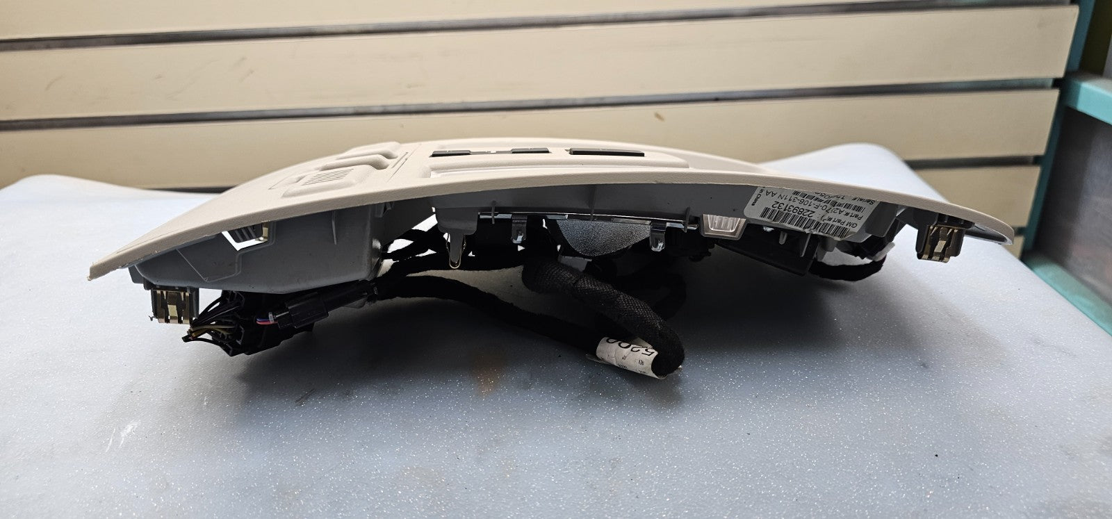 🔥13-16 Cadillac SRX Overhead Console Center Dome Light Lamp Assembly Beige Tan