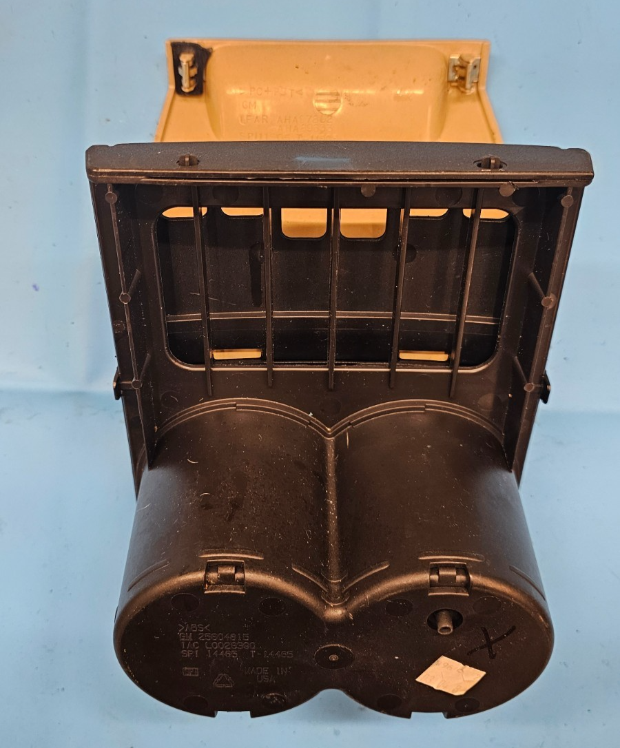 🔥06-11 Lucerne DTS FRONT Center Console Cup Drink Holder Assembly Tan/Black