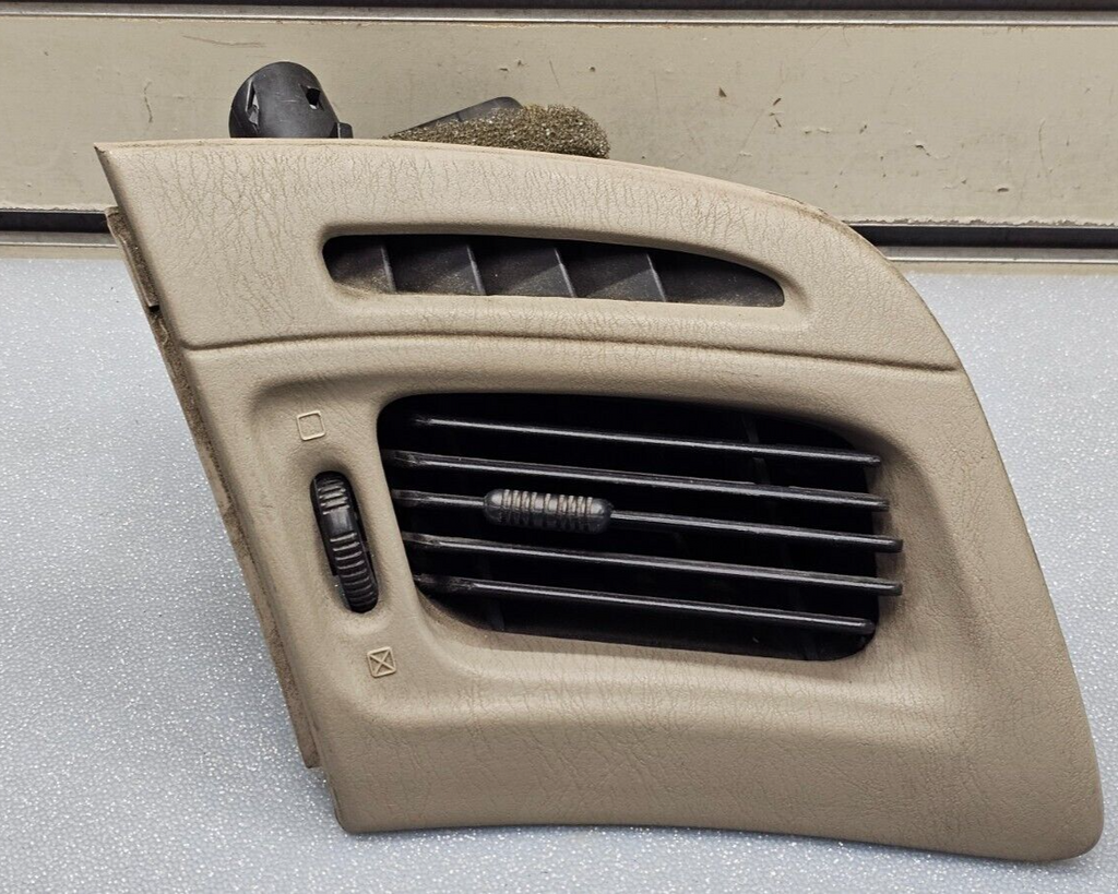 🔥99-03 Ford Windstar Dash Right Passenger AC Heater Air Vent Conditioning Tan